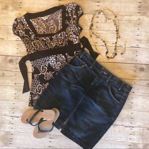 🎉🎊 Price drop! 🎊🎉 •LEI• denim skirt